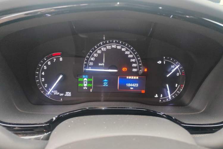 Used Cadillac XT5 2016 28T Four-Wheel Drive Luxury Model Instrument Cluster