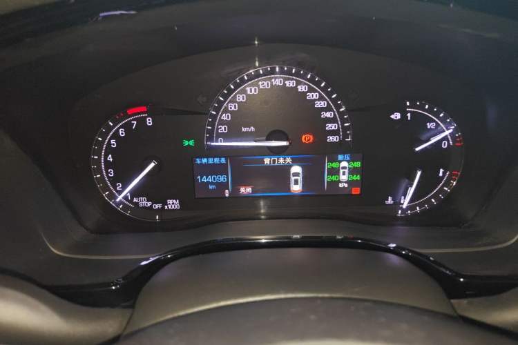 Used Cadillac XT5 2016 25T Luxury Model Instrument Cluster