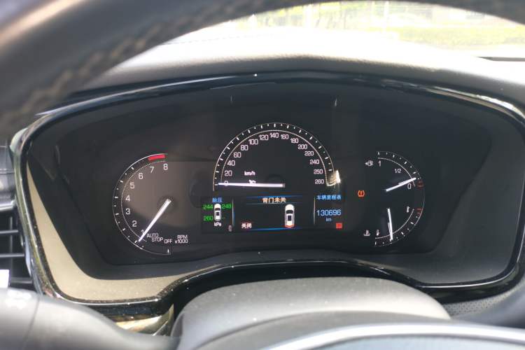 Used Cadillac XT5 2016 25T Tech Edition Instrument Cluster
