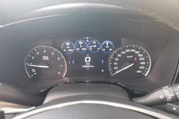 Used Cadillac XT5 2016 28T Four-Wheel-Drive Leading Model Instrument Cluster