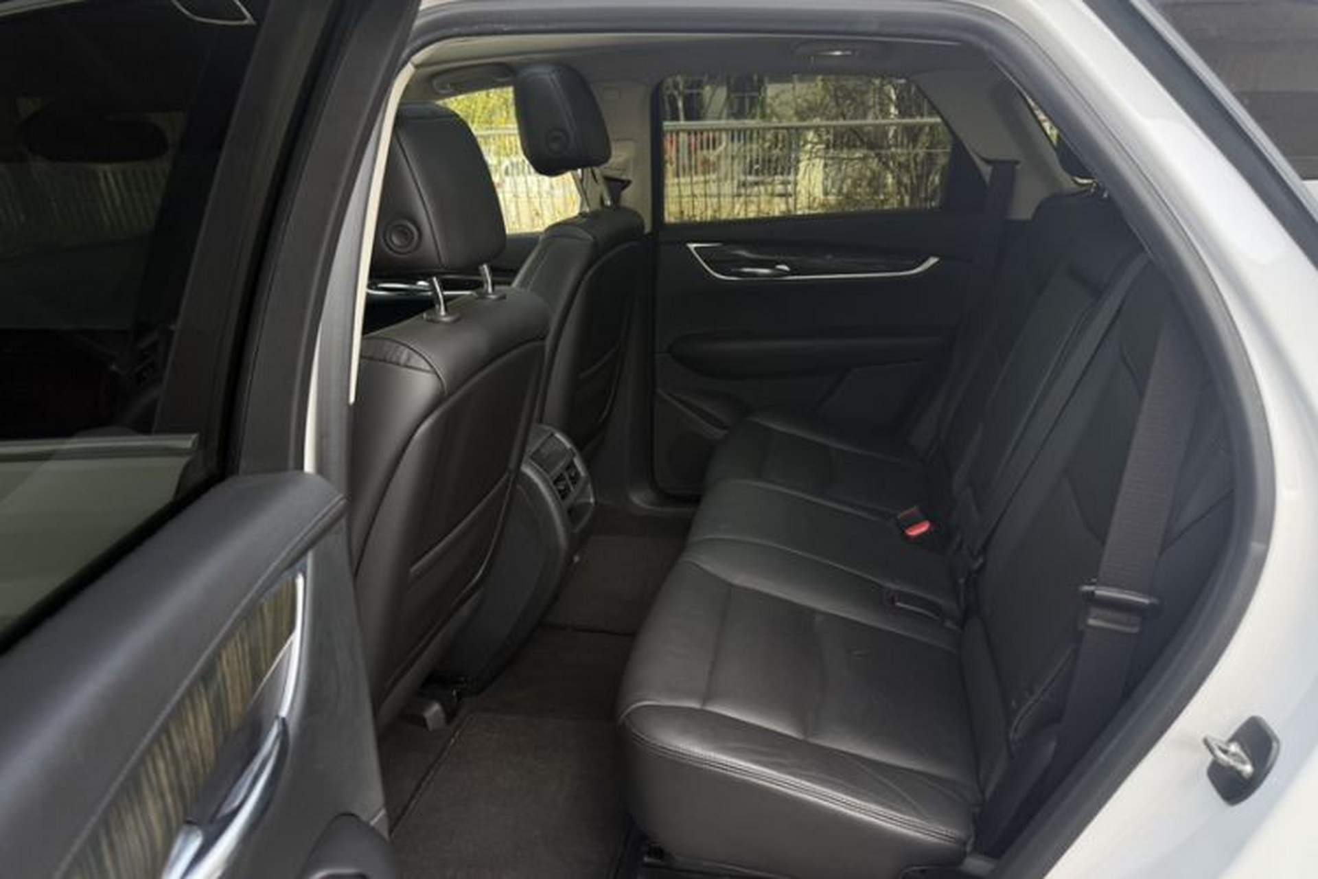 Used Cadillac XT5 2016 25T Luxury Model Interior 1