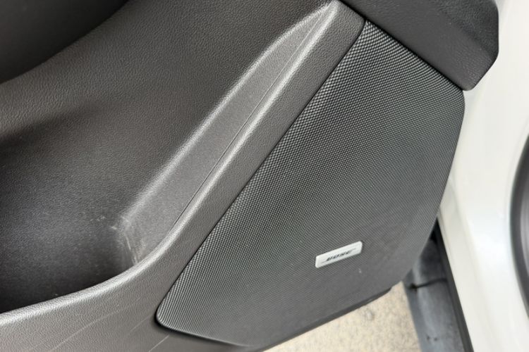 Used Cadillac XT5 2016 25T Luxury Model Interior 8