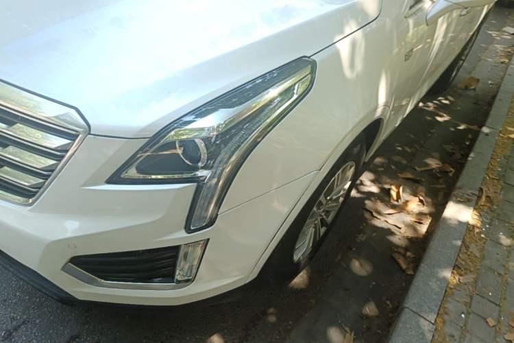 Used Cadillac XT5 2016 25T Luxury Model Left Front Headlight
