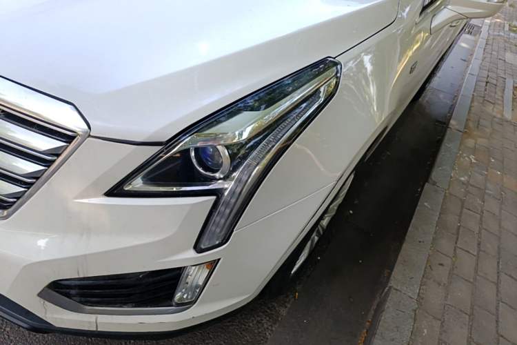 Used Cadillac XT5 2016 25T Tech Edition Left Front Headlight