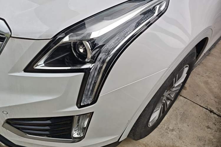 Used Cadillac XT5 2016 25T Luxury Model Left Front Headlight
