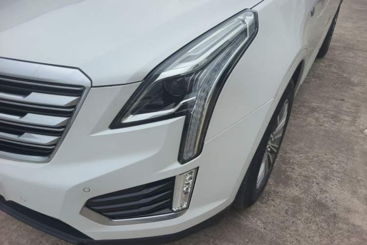 Used Cadillac XT5 2016 28T Four-Wheel Drive Luxury Model Left Front Headlight