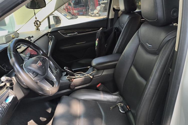 Used Cadillac XT5 2016 28T Four-Wheel Drive Luxury Model Left Front Seat