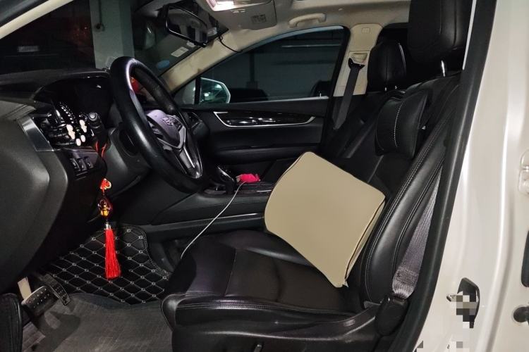 Used Cadillac XT5 2016 25T Luxury Model Left Front Seat
