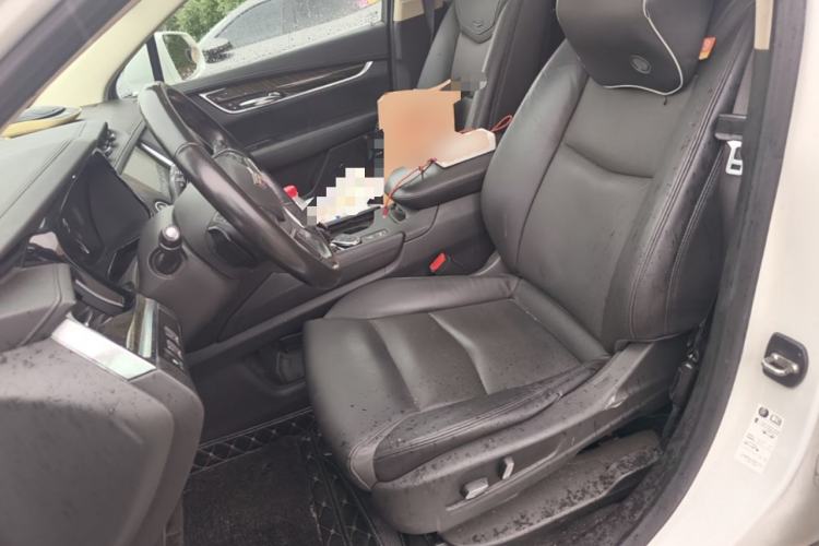 Used Cadillac XT5 2016 25T Luxury Model Left Front Seat