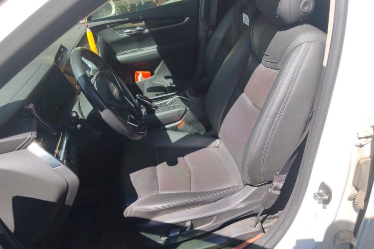 Used Cadillac XT5 2016 25T Luxury Model Left Front Seat