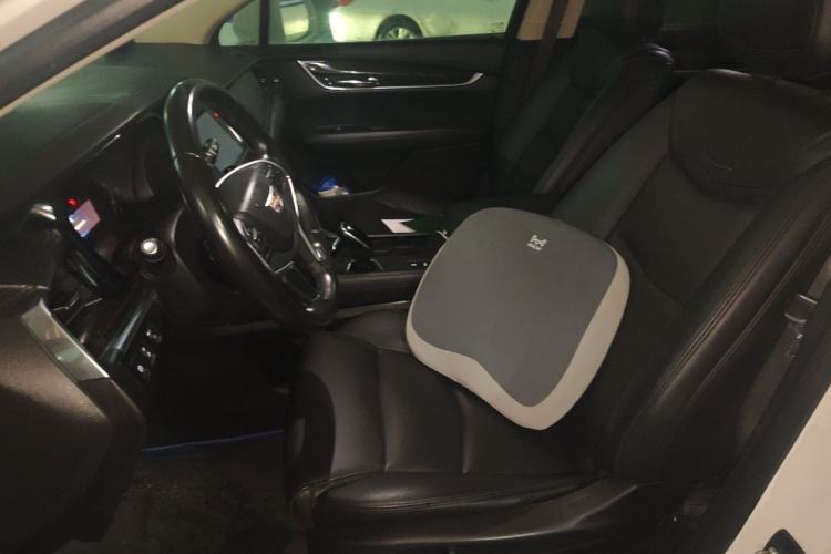 Used Cadillac XT5 2016 25T Luxury Model Left Front Seat