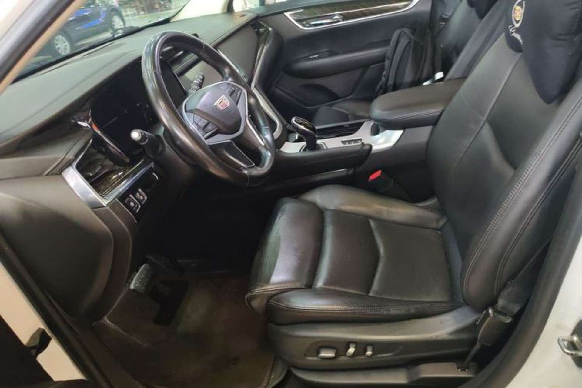 Used Cadillac XT5 2016 28T Four-Wheel Drive Luxury Model Left Front Seat