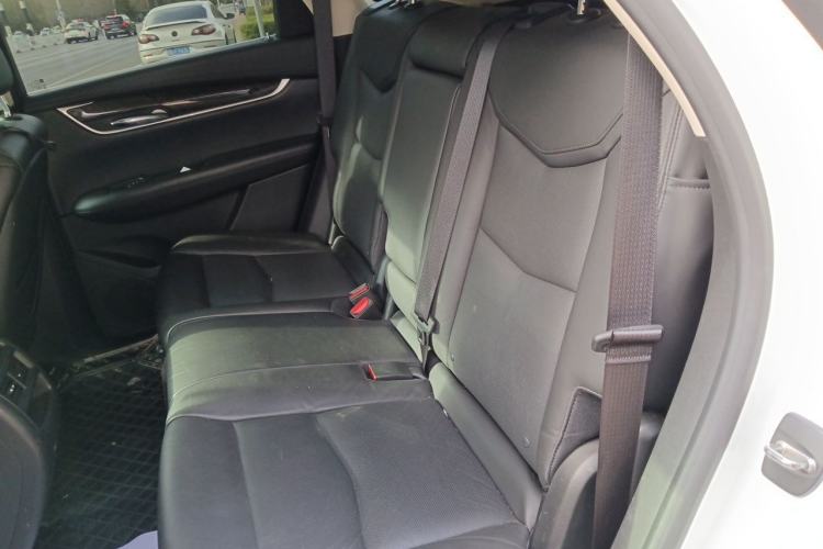 Used Cadillac XT5 2016 25T Luxury Model Left Rear Seat