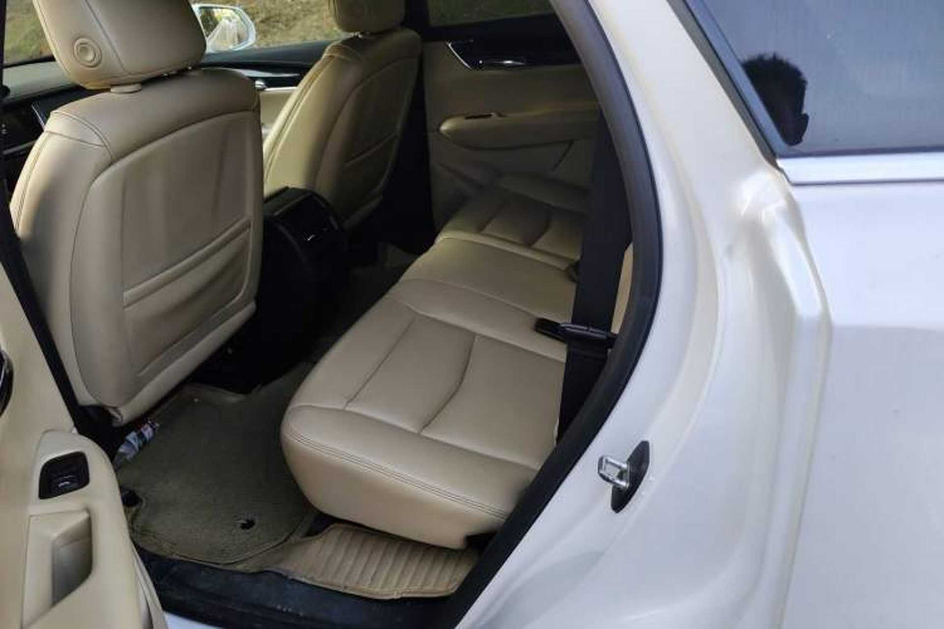Used Cadillac XT5 2016 25T Tech Edition Left Rear Seat