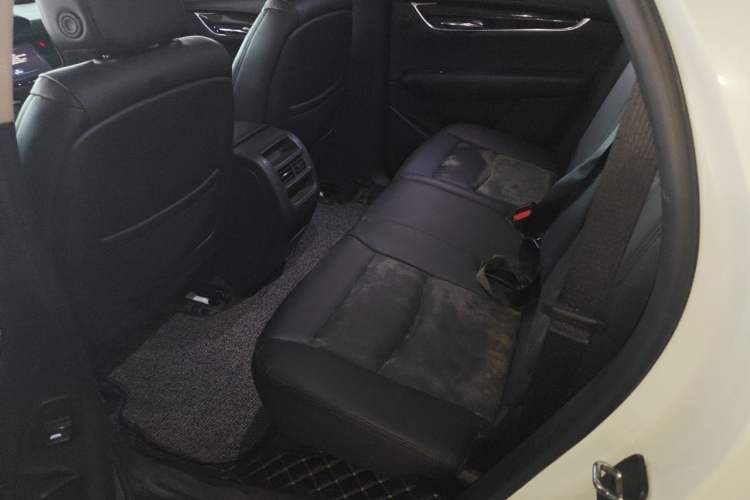 Used Cadillac XT5 2016 25T Luxury Model Left Rear Seat