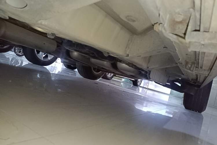 Used Cadillac XT5 2016 25T Luxury Model Left Side Sill