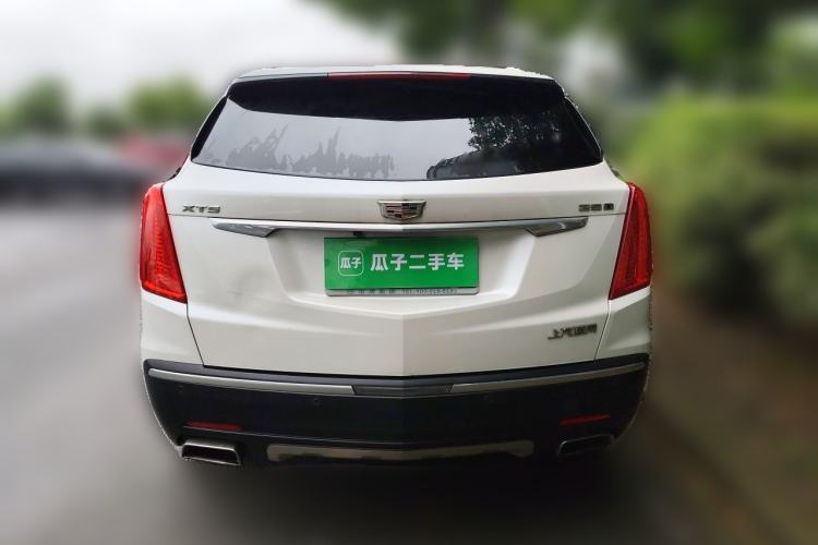 Used Cadillac XT5 2016 25T Luxury Model Rear