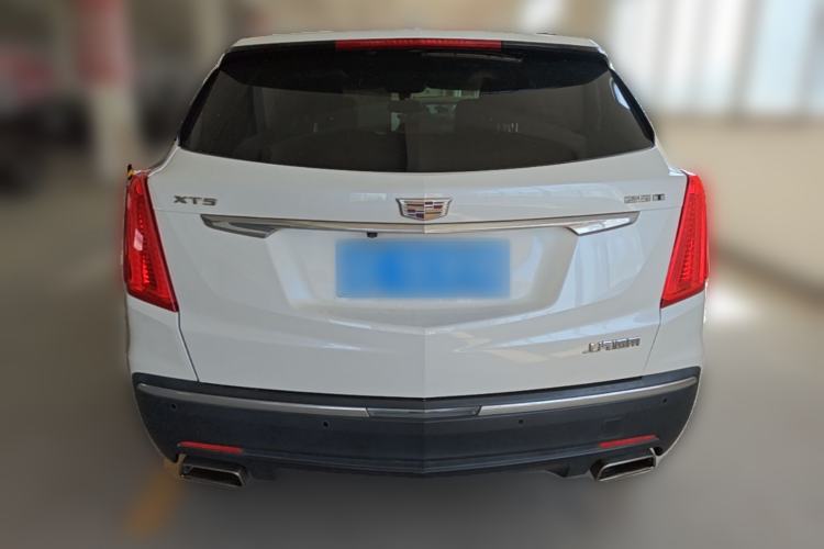Used Cadillac XT5 2016 25T Luxury Model Rear