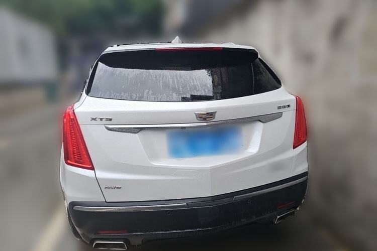 Used Cadillac XT5 2016 25T Luxury Model Rear