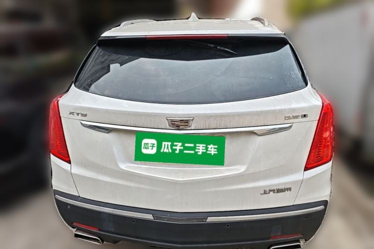 Used Cadillac XT5 2016 25T Luxury Model Rear