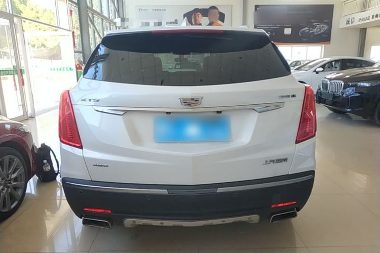 Used Cadillac XT5 2016 25T Luxury Model Rear