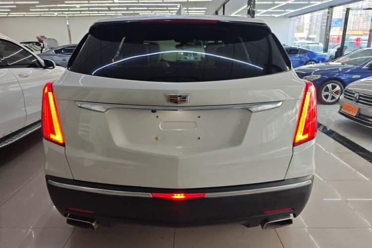 Used Cadillac XT5 2016 25T Tech Edition Rear