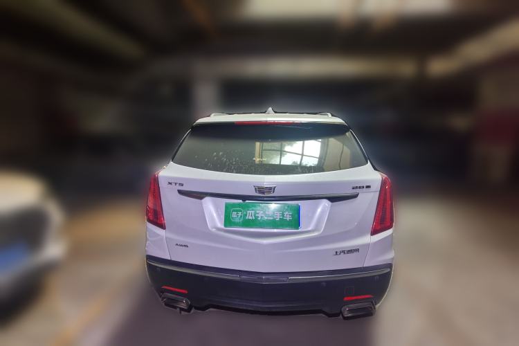 Used Cadillac XT5 2016 28T Four-Wheel Drive Tech Version Rear