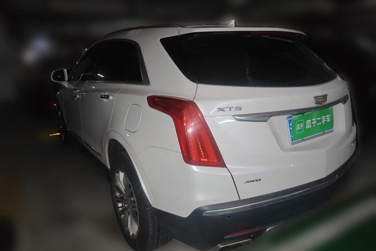 Used Cadillac XT5 2016 28T Four-Wheel Drive Luxury Model Rear Left 45 Deg