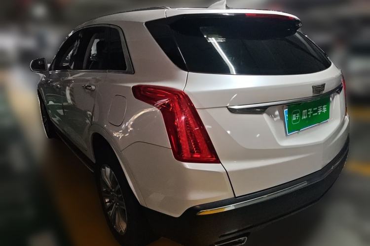 Used Cadillac XT5 2016 25T Luxury Model Rear Left 45 Deg