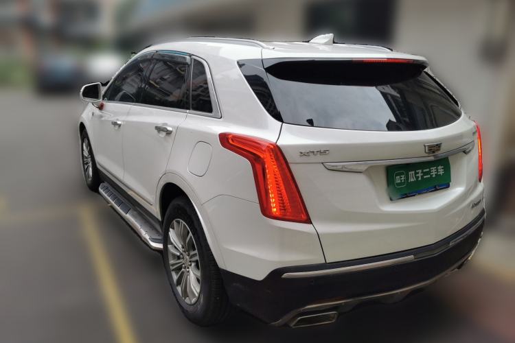 Used Cadillac XT5 2016 25T Luxury Model Rear Left 45 Deg