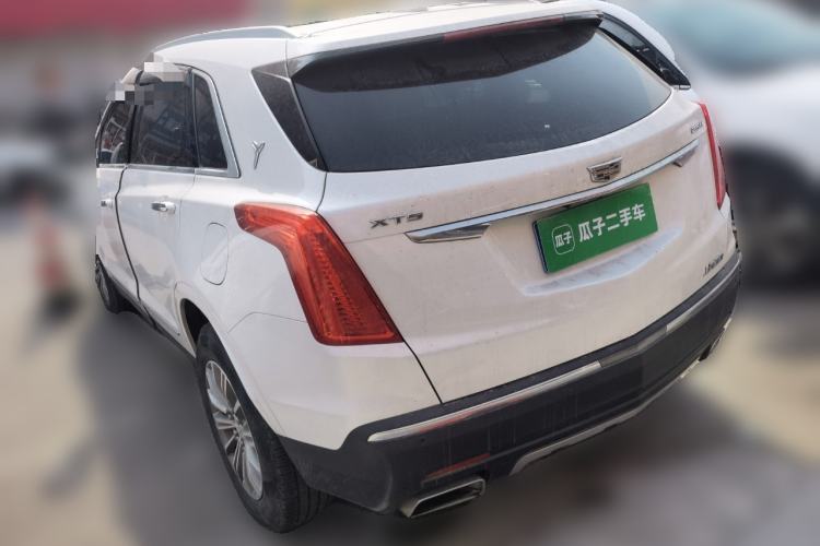 Used Cadillac XT5 2016 25T Luxury Model Rear Left 45 Deg