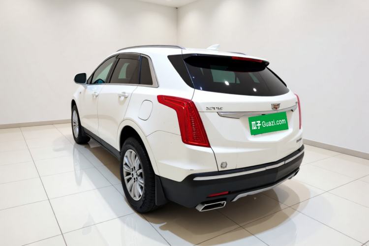 Used Cadillac XT5 2016 25T Tech Edition Rear Left 45 Deg