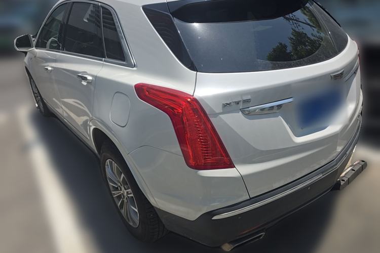 Used Cadillac XT5 2016 25T Luxury Model Rear Left 45 Deg