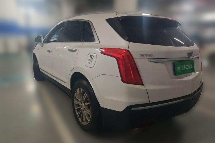 Used Cadillac XT5 2016 25T Luxury Model Rear Left 45 Deg