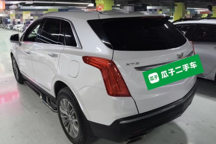 Used Cadillac XT5 2016 25T Luxury Model Rear Left 45 Deg