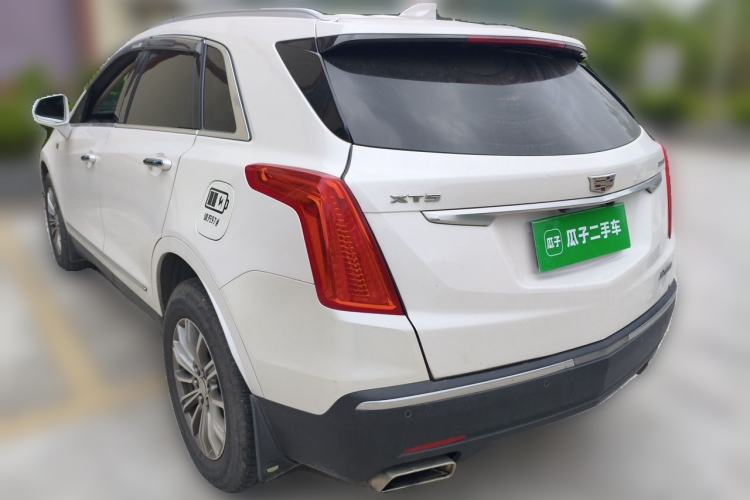 Used Cadillac XT5 2016 25T Luxury Model Rear Left 45 Deg