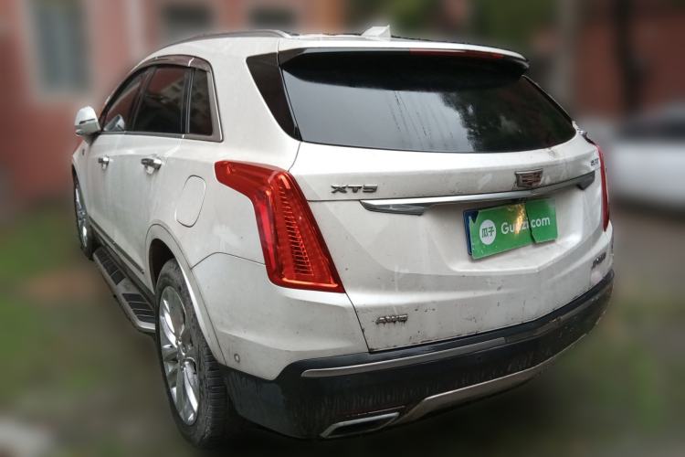 Used Cadillac XT5 2016 28T 4x4 Platinum Edition Rear Left 45 Deg