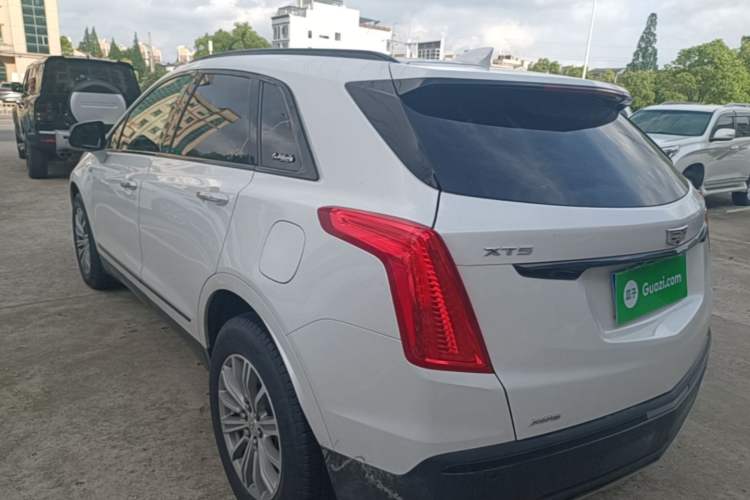 Used Cadillac XT5 2016 28T Four-Wheel Drive Luxury Model Rear Left 45 Deg