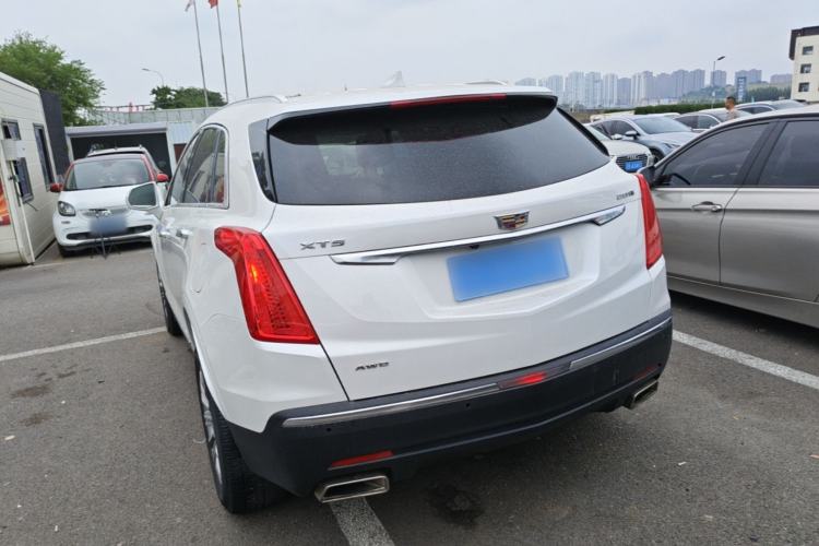 Used Cadillac XT5 2016 28T Four-Wheel Drive Luxury Model Rear Left 45 Deg