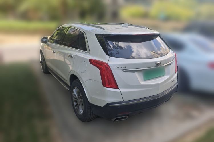 Used Cadillac XT5 2016 25T Luxury Model Rear Left 45 Deg