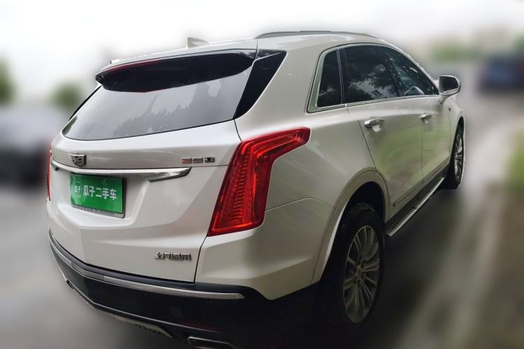 Used Cadillac XT5 2016 25T Luxury Model Rear Right 45 Deg
