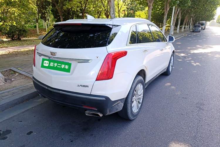 Used Cadillac XT5 2016 25T Tech Edition Rear Right 45 Deg