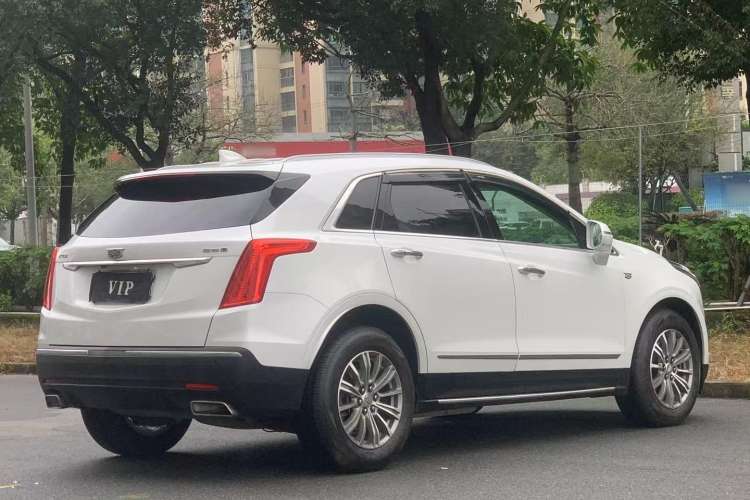 Used Cadillac XT5 2016 25T Luxury Model Rear Right 45 Deg