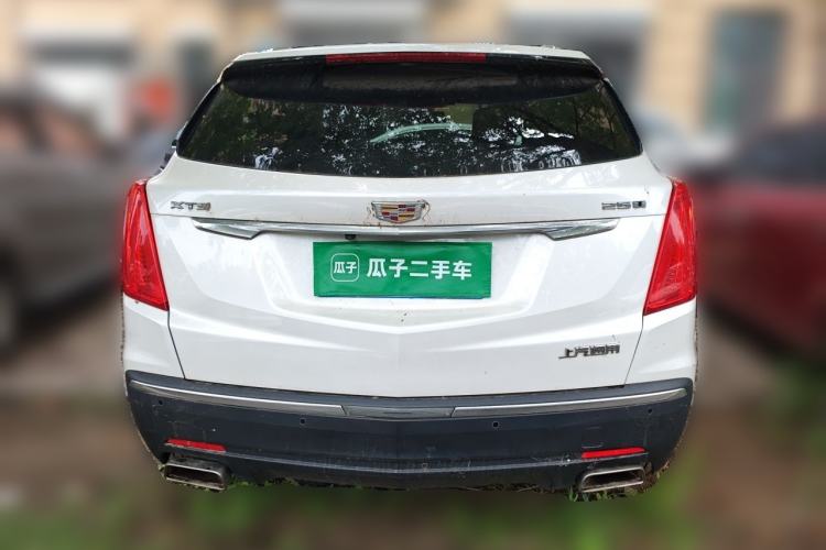Used Cadillac XT5 2016 25T Luxury Model Rear