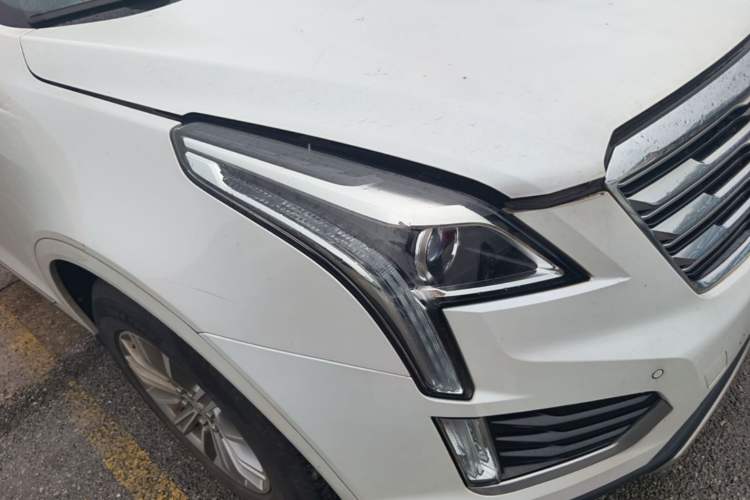 Used Cadillac XT5 2016 25T Luxury Model Right Front Headlight