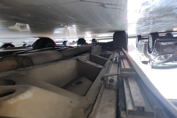 Used Cadillac XT5 2016 28T Four-Wheel Drive Luxury Model Right Side Sill