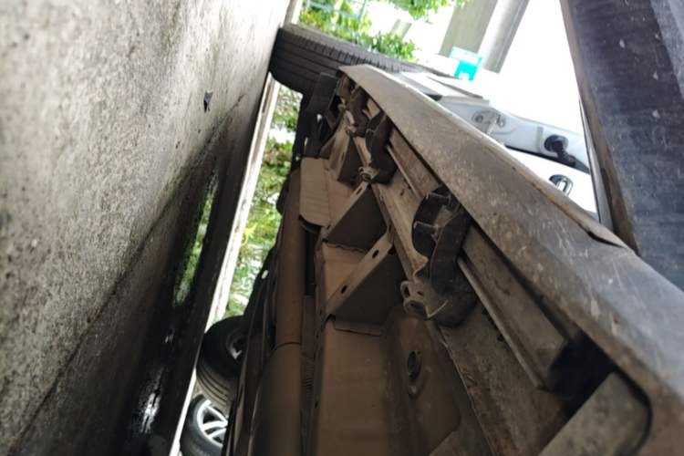 Used Cadillac XT5 2016 25T Luxury Model Right Side Sill