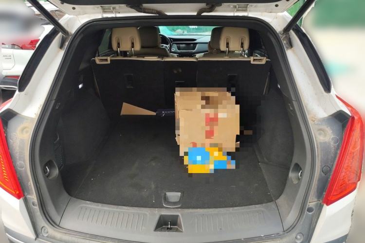 Used Cadillac XT5 2016 25T Tech Edition Trunk