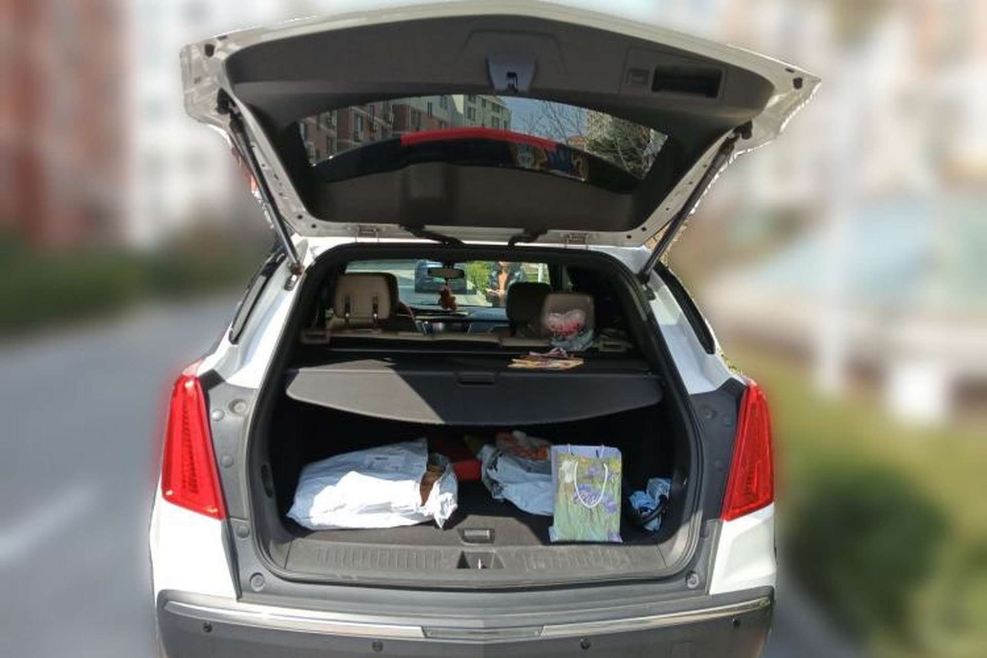 Used Cadillac XT5 2016 28T Four-Wheel Drive Tech Version Trunk
