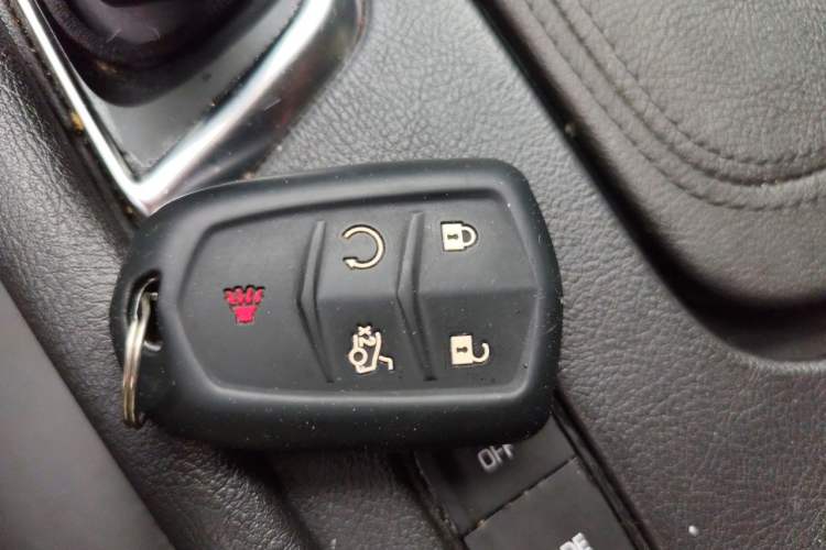 Used Cadillac XT5 2016 25T Luxury Model Vehicle Key